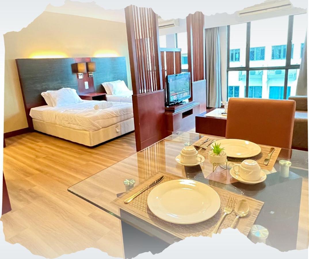 New Homestay !! Heritage Suites Near Imago Mall City Central , Free Highspeed Wifi & Netflix , コタキナバル エクステリア 写真